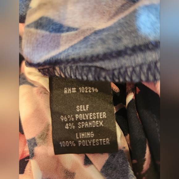 Floral dress - Picture 4 of 4